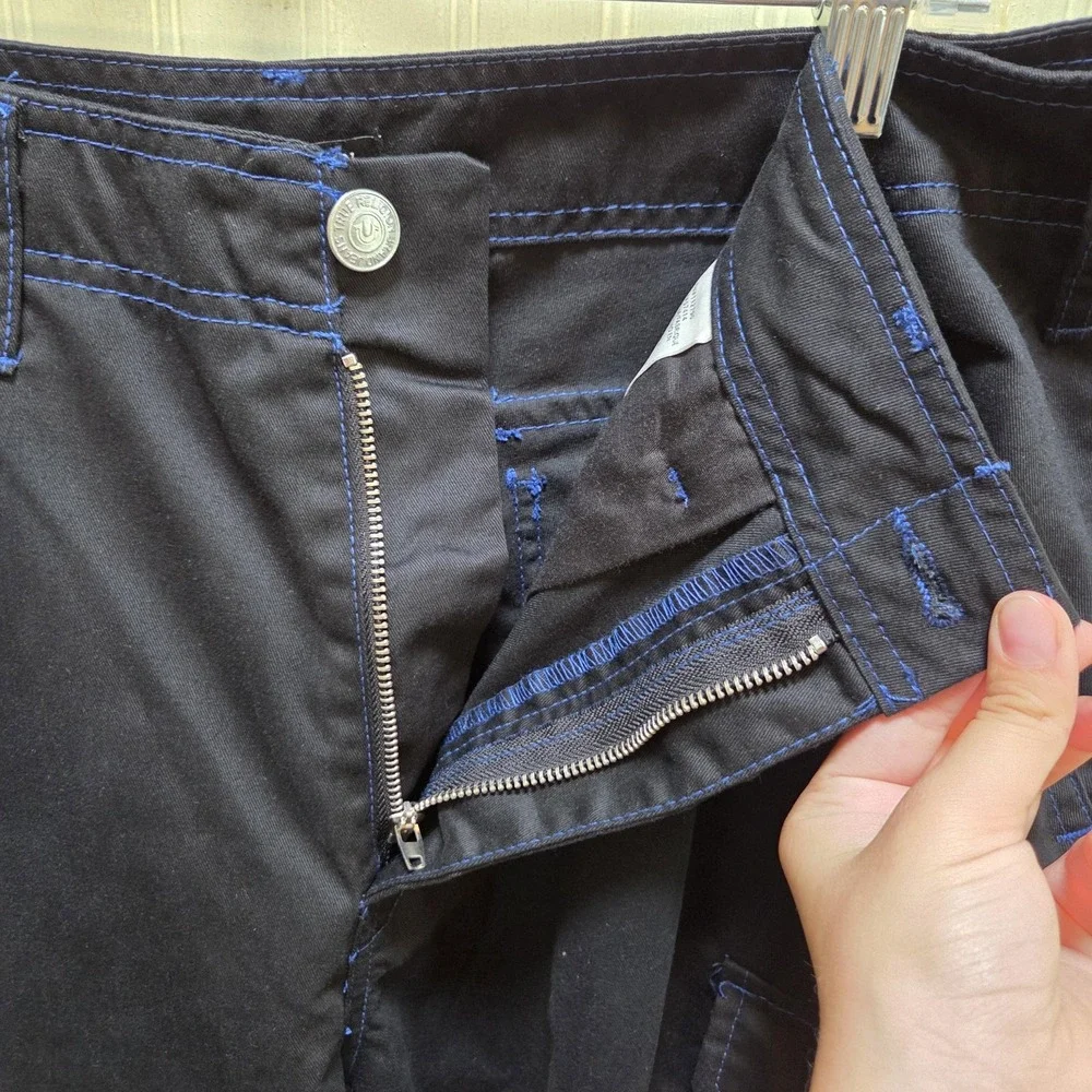 True Religion Mens‎ Cargo Pants Jet Black Pacific Blue Contrast Stitch 108335 36